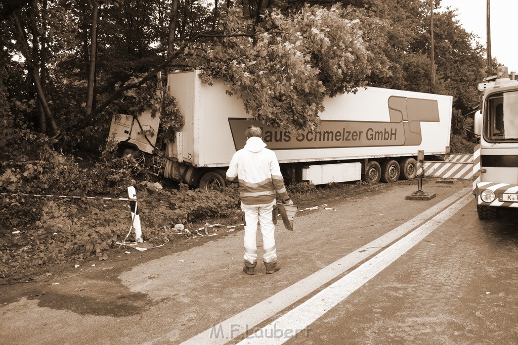 Schwerer VU A 3 Rich Oberhausen Hoehe AK Leverkusen P332.JPG - Miklos Laubert